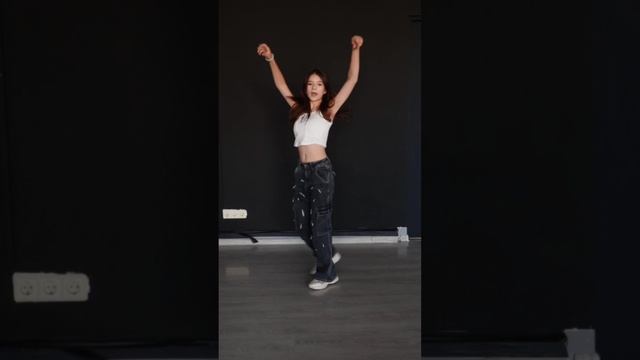 Хорео под Supernova — aespa смотреть онлайн