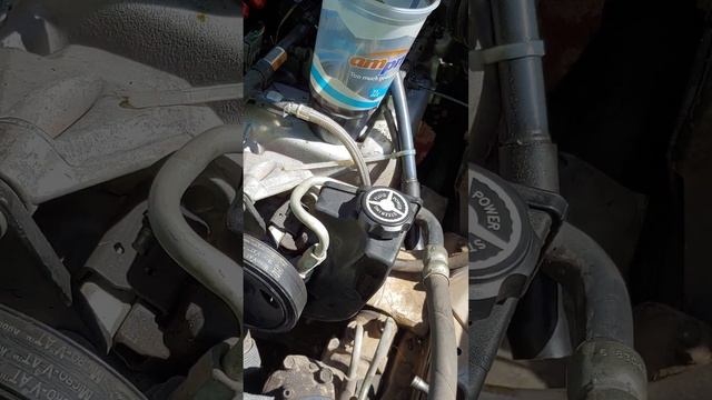 changing an idler pulley on a 4 l Jeep Grand Cherokee 1995 смотреть онлайн