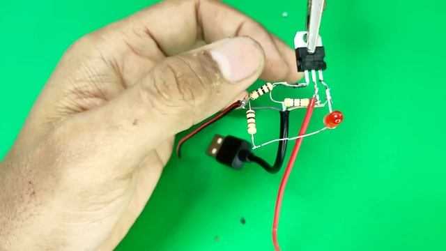 GAK BELI BATERAI LAGI !!! CARA BUAT CHARGER BATERAI ABC смотреть онлайн