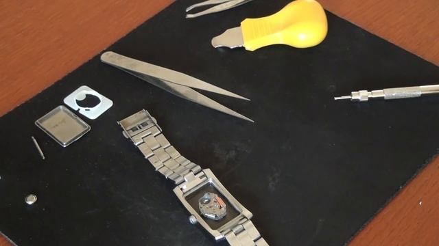 How to Replace a Watch Battery (DIY) смотреть онлайн
