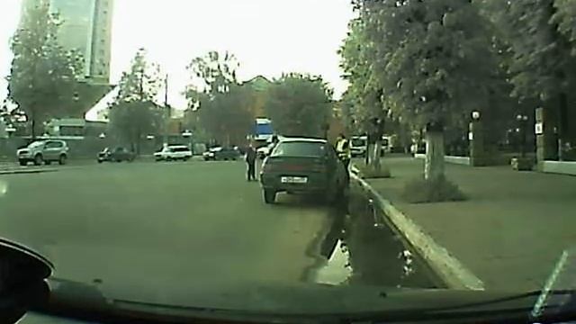 Кто-то задымился-2 смотреть онлайн