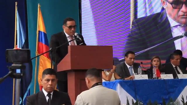 Discurso de posesión del Econ. Dalton Narváez смотреть онлайн