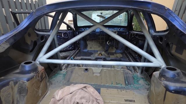 Rebuilding a Rally Car - Part 44 - DT-TV - PAINTING FIA APPROVED ROLL CAGE смотреть онлайн