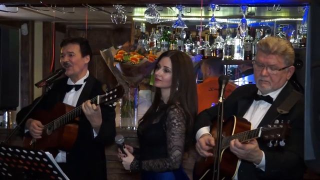Вокальное трио ЛЕГАТО- Романс "Я встретил вас" (live). смотреть онлайн