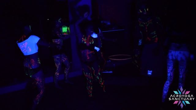 Acroyoga Sanctuary Mini Retreat Wales