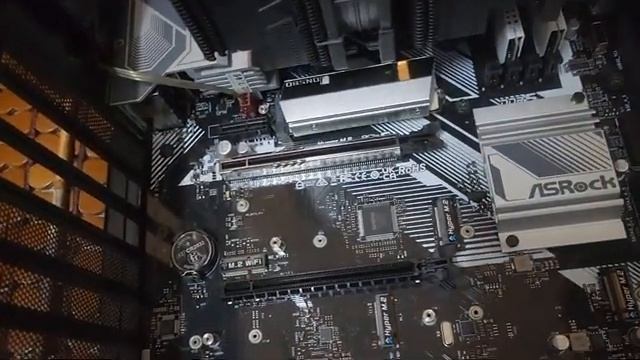 固態硬碟散熱器 HR-10 2280 安裝 溫度表現真有效果 大型塔散NH-D15 搭配 高直立固態硬碟散熱器 смотреть онлайн