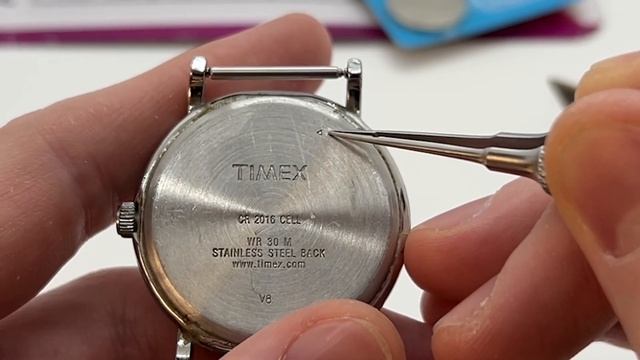 Timex CR 2016 Cell Battery Replacement | How to replace the Watch battery on Timex CR 2016 Indiglo смотреть онлайн