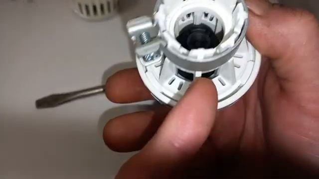 patteriventtiilin vaihto.kotona.helposti.radiator valve replacement.at home.easily смотреть онлайн