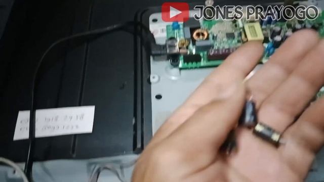LAYAR BLANK !! Tv toshiba led 32 , dikira panel rusak ternyata.... смотреть онлайн