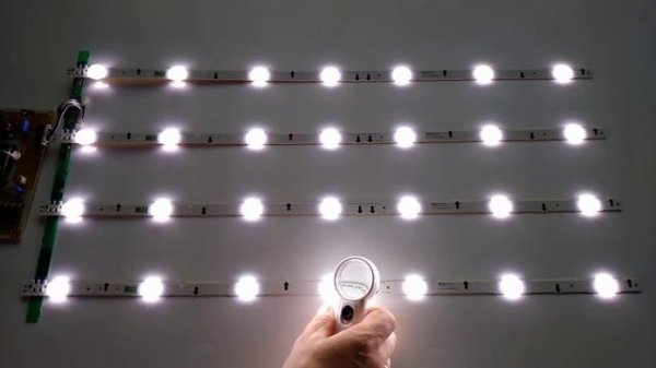 Проверка работы подсветки Samsung_2014SVS32FHD_3228_07 для телевизора Samsung UE32H5500AK