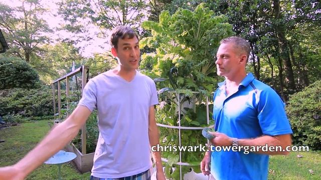 How to Grow HUGE Produce With a Tower Garden (FAST!) смотреть онлайн