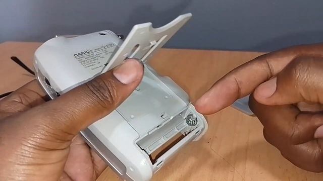 A strange handheld TV - CASIO TV 970D LCD Color Television смотреть онлайн