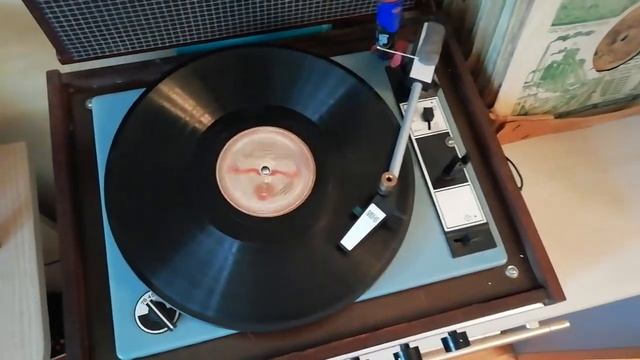 Синий плоточек, Клавдия Шульженко. смотреть онлайн