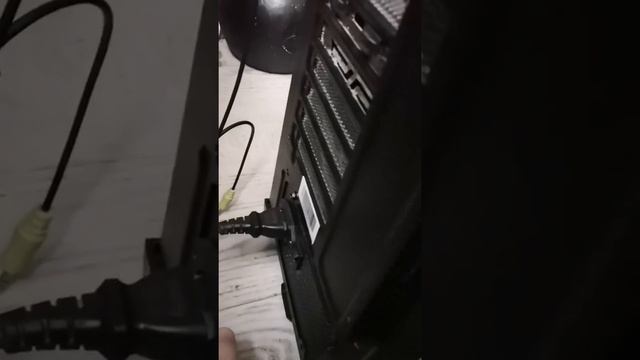 Чуть не сжег свой комп смотреть онлайн