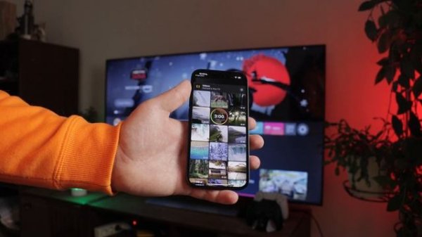 How to AirPlay to FIRESTICK: DoCast vs AirScreen