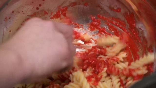 Secret Eaters S02 EP6 | Losing Weight | TV Show Full Episodes