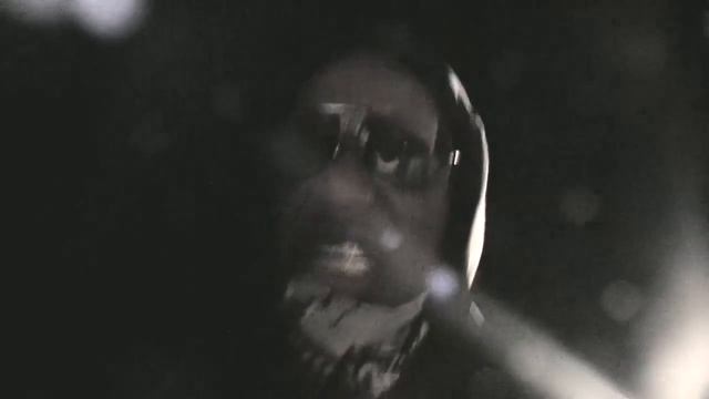 Three 6 Mafia ft. Juicy J - Talkin (Official HD Video) смотреть онлайн