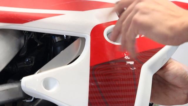 Radiator braces / Protection de radiateurs Fantic & Yamaha - AXP Racing смотреть онлайн