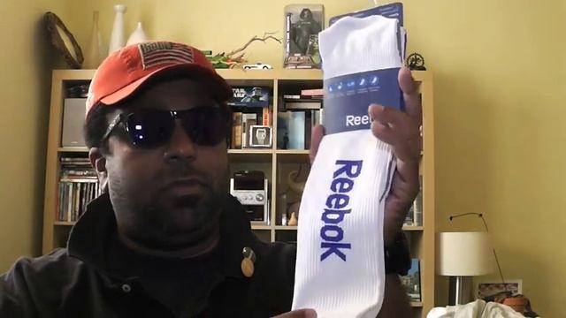 SNEAKER FIENDS UNITE! - REEBOK SOX SWAG смотреть онлайн