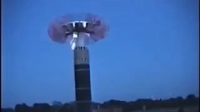 Огромная катушка Тесла