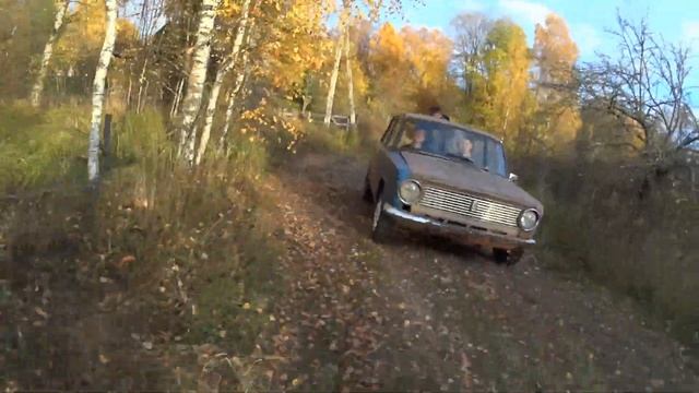 Ваз 2101 "КАПЕНДОС" Замена генератора и покатушка по лесу! смотреть онлайн