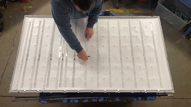 TCL 75" LED TV Not Working - How to Repair No Backlight Issue - (GIC75LB08) 75S421 75S423 75S425 смотреть онлайн