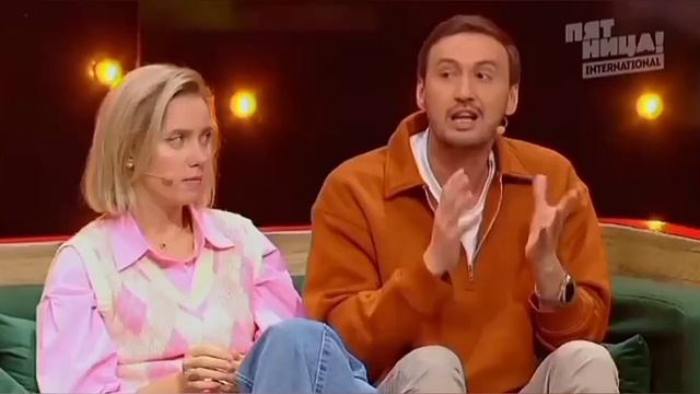 Анонс и новогодняя заставка (Пятница! International, 23.12.2023) смотреть онлайн