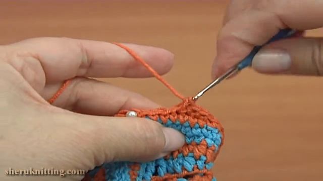 How to Crochet Square Motif Booties Tutorial 42 Part 2 of 2 Chausson pour bébé смотреть онлайн
