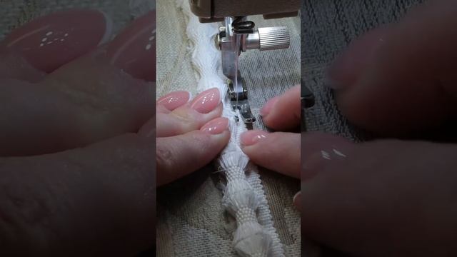 Коллекция Raffia: технология и работа с подкладом смотреть онлайн