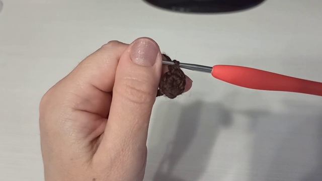 ЛИСИЧКА КРЮЧКОМ/Игрушка амигуруми ДЛЯ НАЧИНАЮЩИХ смотреть онлайн