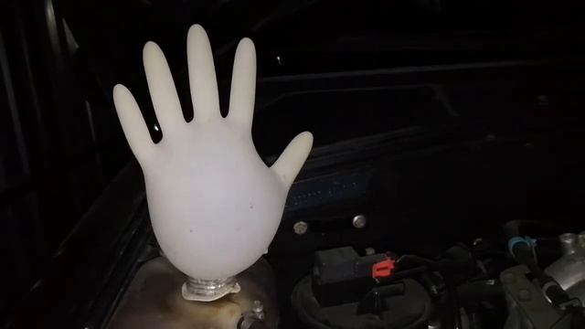 Автомеханики ХЕЛП! Выдавливает тосол из бачка. Ваше мнение. смотреть онлайн