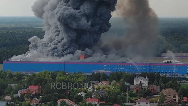 Пожар на складе Ozon, Истринский район, Московская обл. смотреть онлайн