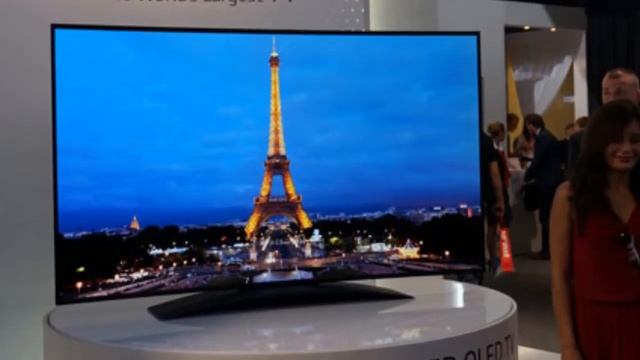 LG 8K OLED TV at CES 2018 | First Look at CES 2018 смотреть онлайн