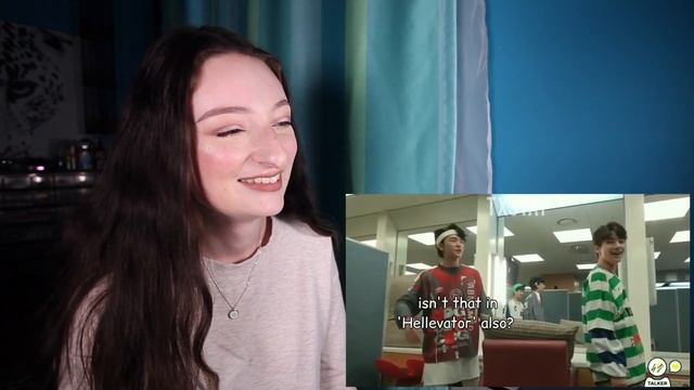 STRAY KIDS on Crack Reaction!! Funny SKZ Moments смотреть онлайн