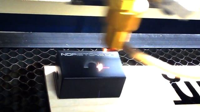 Лазерное фрезерование металлокомпозита. КБ4232 смотреть онлайн