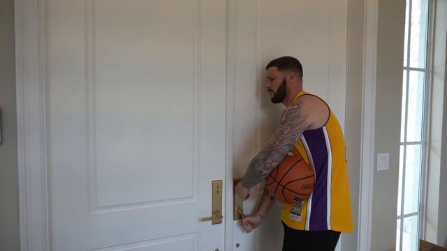 Cali's DAD GOES TO JAIL, She Learns Her LESSON смотреть онлайн