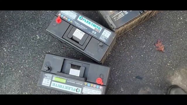 Hino 268 Battery Replacement смотреть онлайн