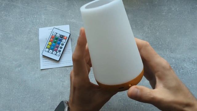 Чудовий RGB нічник з 13 кольорами, пультом та реальним акумулятором смотреть онлайн