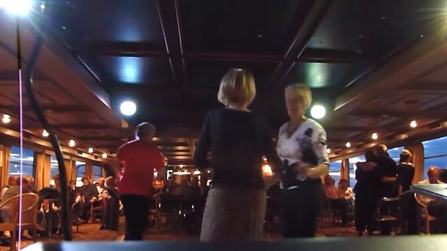 VOLARE mp4 смотреть онлайн