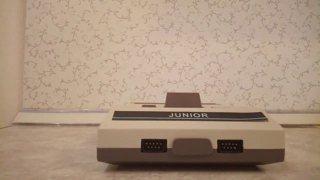 Обзор на Dendy Junior (Денди Джуниор) Игровая приставка 8 бит из 80тых