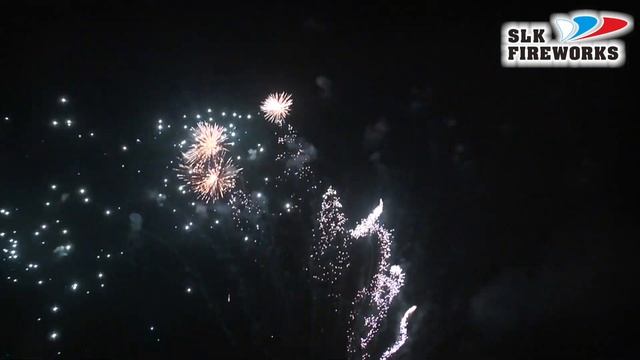 CP304 Silver spinner tail blast white strobe смотреть онлайн