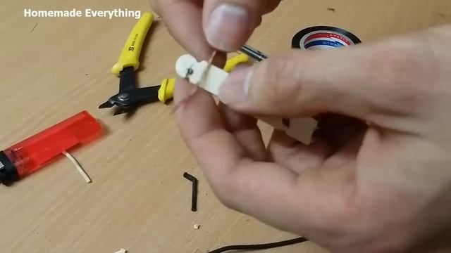 How to connect 4 batteries and 3 bateries together - life hack смотреть онлайн