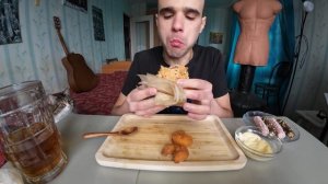 МУКБАНГ БУРГЕРЫ / BURGERS / КРЕВЕТКИ ВО ФРИТЮРЕ/ КОНФЕТЫ ТРУБОЧКИ С КРЕМОМ EATING MUKBANG ASMR АСМР