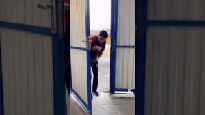 пап я купил тебе новый телевизор 😂😂😂😂😂