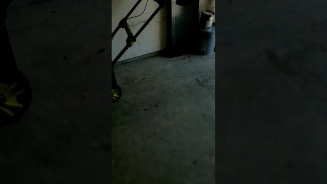 Ryobi vs the EGo смотреть онлайн