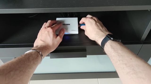 MECOOL KM9 Pro / KM3 / KM1 Update to Android TV 10 смотреть онлайн