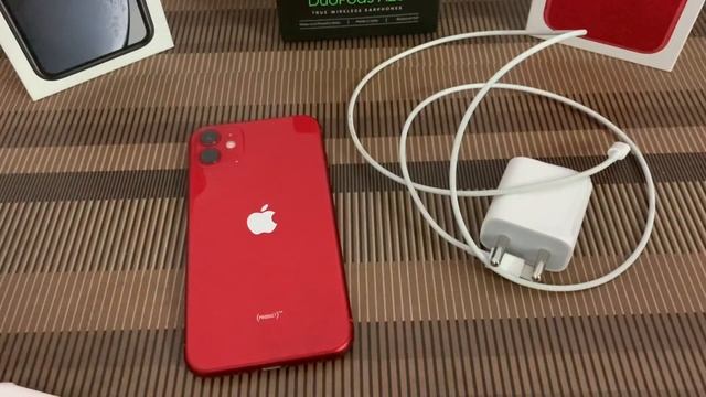 Apple 20 W Charger Unboxing And Review|iPhone 11 Charge While Pubg Test|Battery Health Damage? смотреть онлайн