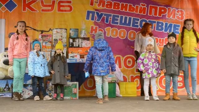 МАЛЕНЬКАЯ УМНИЦА МА Premium Kids Показ Верхней Одежды ТЦ КУБ смотреть онлайн