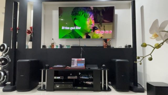 Khu Phố Ngày Xưa Karaoke (Bose L1 Pro32 Sub2 Bose T8S Mixer Sennheiser EW-DMic MD445) Karaoke смотреть онлайн