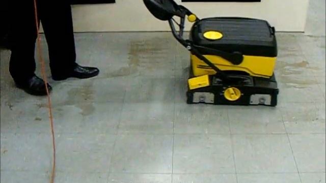 KARCHER_BR40-10_SCRUBBER_DEMONSTRATION